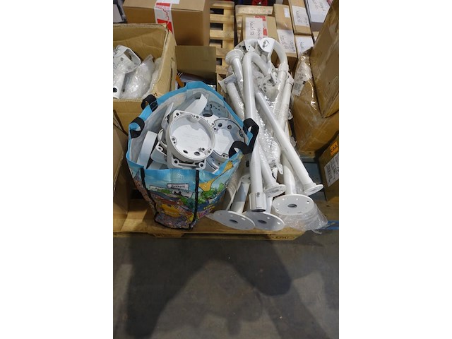 6x pallet diverse beveiligingscamera's wisenet + bevestigingen - afbeelding 10 van  25