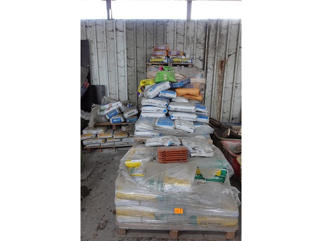 6x pallet diverse bouwmaterialen - afbeelding 1 van  10