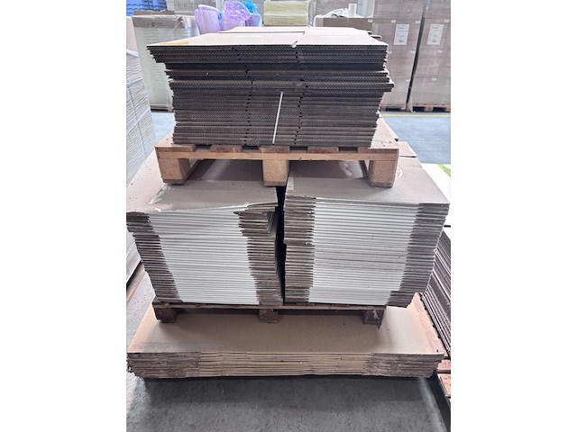 6x pallet diverse kartonnen dozen - afbeelding 6 van  6