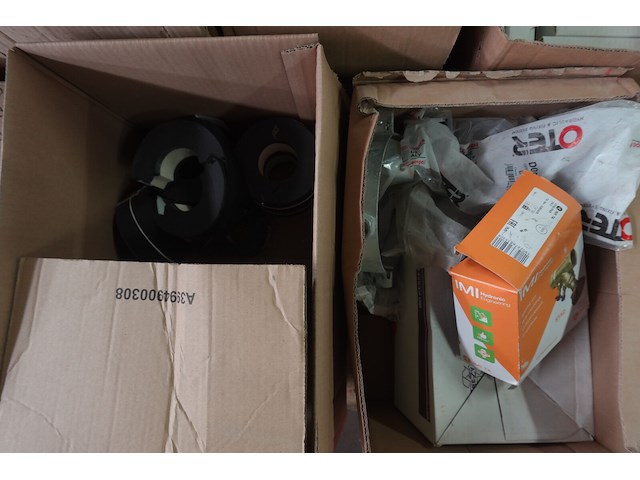 6x pallet diverse onderdelen - afbeelding 14 van  22