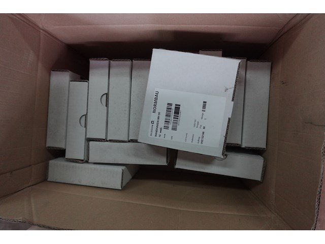 6x pallet diverse onderdelen - afbeelding 15 van  22