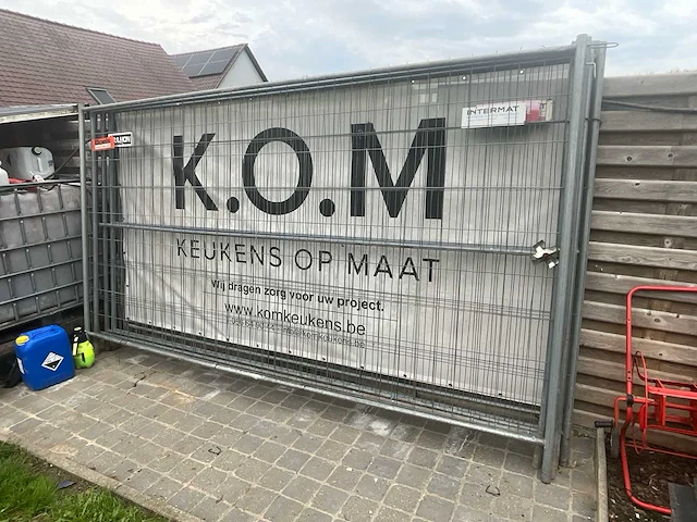 6x partij metalen bouwhekken / werfhekken - afbeelding 1 van  4