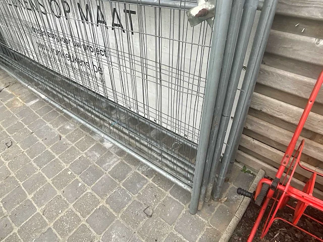 6x partij metalen bouwhekken / werfhekken - afbeelding 3 van  4