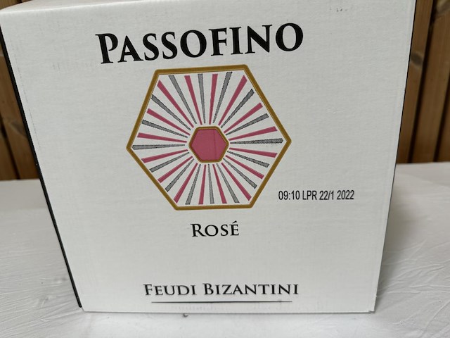 6x passofino rose feudi bizantini 2022 - afbeelding 4 van  4
