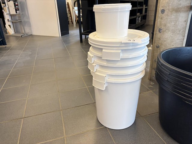 6x plastiek emmer - afbeelding 1 van  2