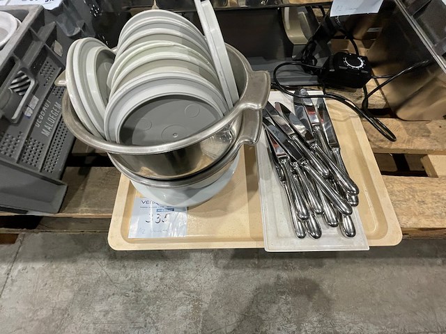 6x plateau, 6x bord, 2x kom - afbeelding 1 van  1