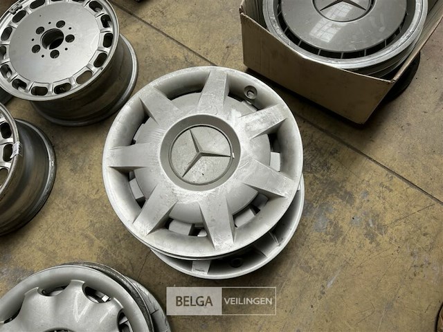 6x sierdeksel mercedes - afbeelding 1 van  2