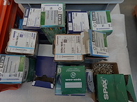 6x sorteerkoffer samen met diverse ijzerwaren - afbeelding 5 van  14