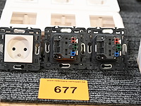 6x stopcontact legrand 2p+a - afbeelding 2 van  2