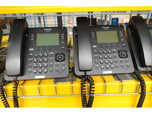 6x telefoontoestel panasonic + telefooncentrale - afbeelding 3 van  4