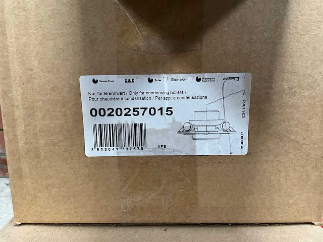 6x vaillant onderdelen + 2x 16mm alpex buizen - afbeelding 3 van  8