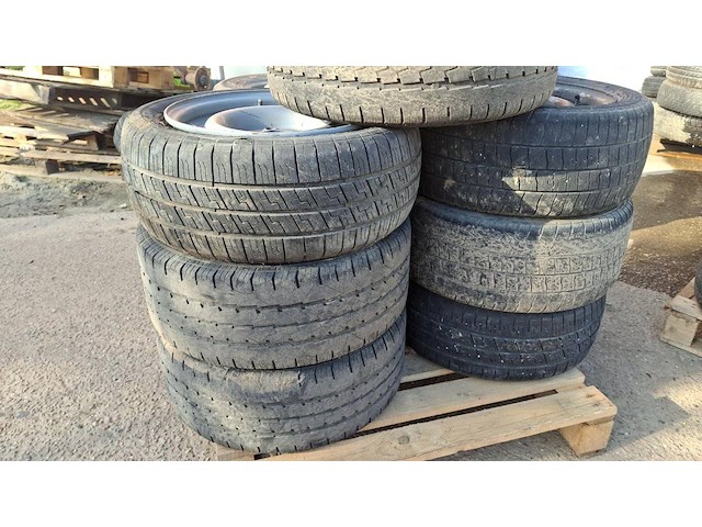 7 banden met velg 195/50r13c - afbeelding 1 van  1