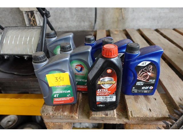 7 bussen olie - afbeelding 2 van  2