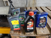 7 bussen olie - afbeelding 2 van  2