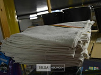 7 champagneemmers , 11 dweilen - afbeelding 1 van  4