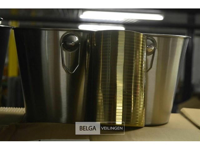 7 champagneemmers , 11 dweilen - afbeelding 3 van  4