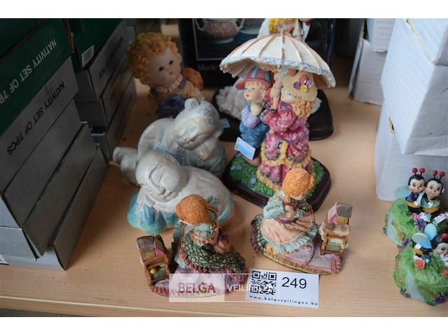 ±7 div beeldjes - afbeelding 1 van  4