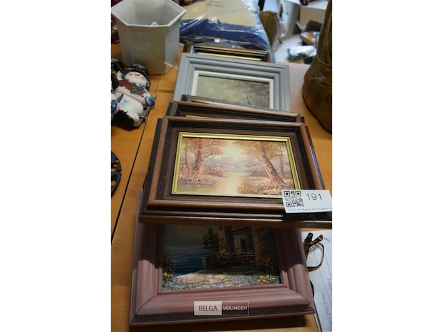 ±7 div kleine schilderijen - afbeelding 1 van  2