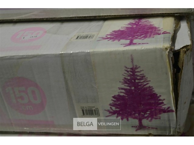 ±7 div plastieken kerstbomen ±150cm - afbeelding 3 van  3