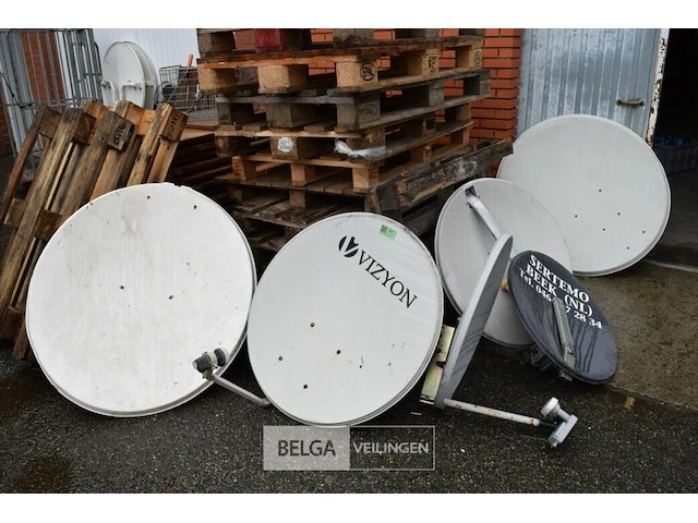 7 div. satellietschotels - afbeelding 1 van  6
