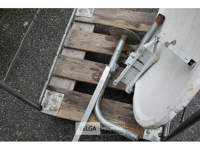 7 div. satellietschotels - afbeelding 6 van  6