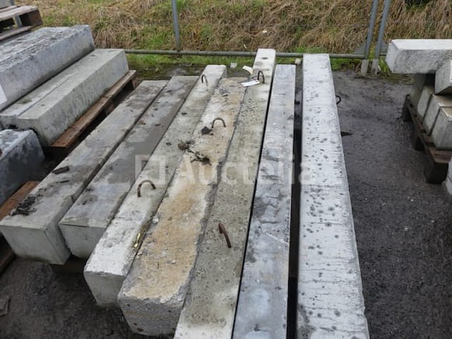 7 diverse betonnen latei - afbeelding 5 van  5