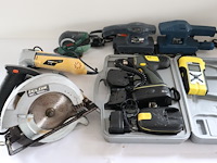 7 diverse gereedschappen - afbeelding 1 van  3