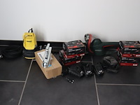 7 diverse stuks gereedschap - afbeelding 1 van  4