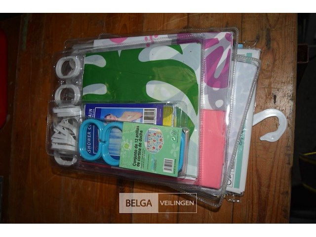 7 douchegordijnen div maten - afbeelding 1 van  2