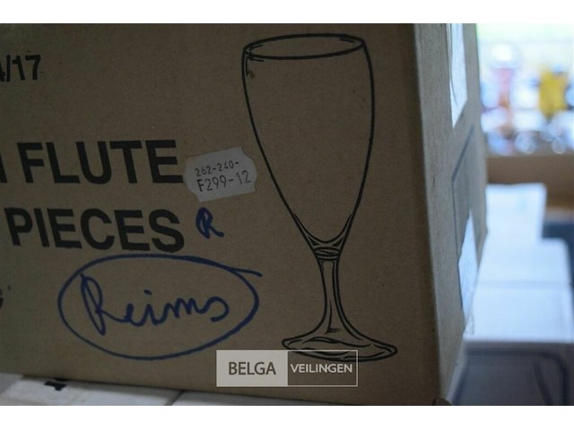 ±7 dozen div drinkglazen - afbeelding 4 van  5