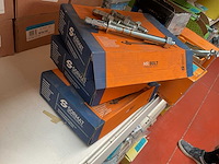 7 dozen doorsteekankers; betonschroeven - afbeelding 3 van  9