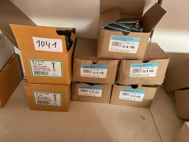 7 dozen hout bouten - afbeelding 1 van  4