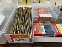 7 dozen houtschroeven en bevestiging - afbeelding 3 van  5