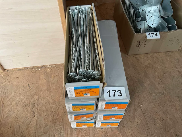 7 dozen lange hout schroeven - afbeelding 1 van  5
