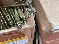 7 dozen muurschroeven - afbeelding 4 van  7