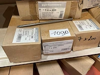 7 dozen nagels en bouten - afbeelding 3 van  8