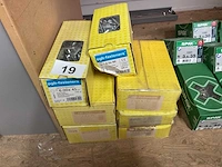 7 dozen schroef haken schroeven nagels