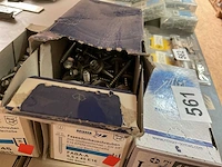 7 dozen schroeven en nagels - afbeelding 4 van  6
