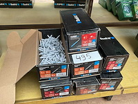 7 dozen slag pluggen en schroeven - afbeelding 1 van  5