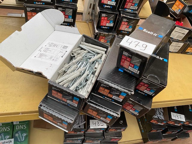 7 dozen slagpluggen - afbeelding 1 van  5