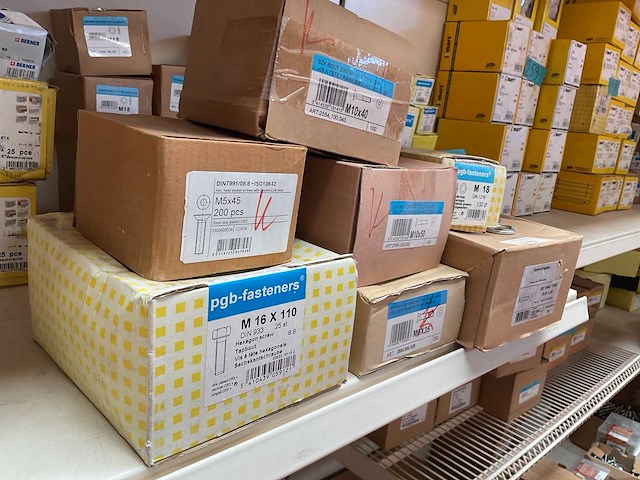7 dozen tapbouten; veerringen - afbeelding 2 van  6