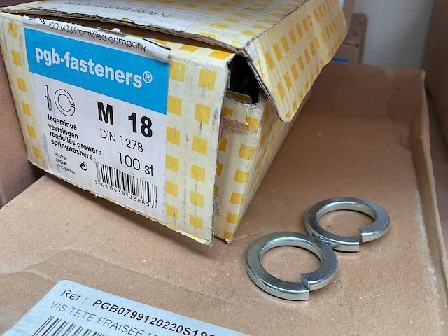 7 dozen tapbouten; veerringen - afbeelding 6 van  6