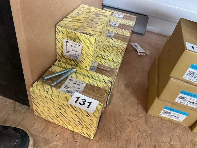 7 dozen verzonken bouten - afbeelding 1 van  2
