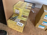 7 dozen verzonken bouten