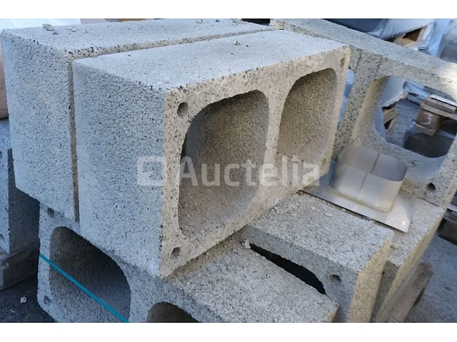 7 dubbele betonnen bushels - afbeelding 3 van  3