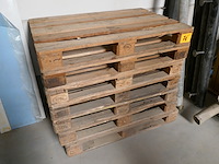 7 euro-palletten + resten houten latten - afbeelding 1 van  5