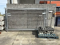 7 herashekkens en 10 voeten