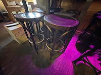 7 houten krukken - afbeelding 2 van  2