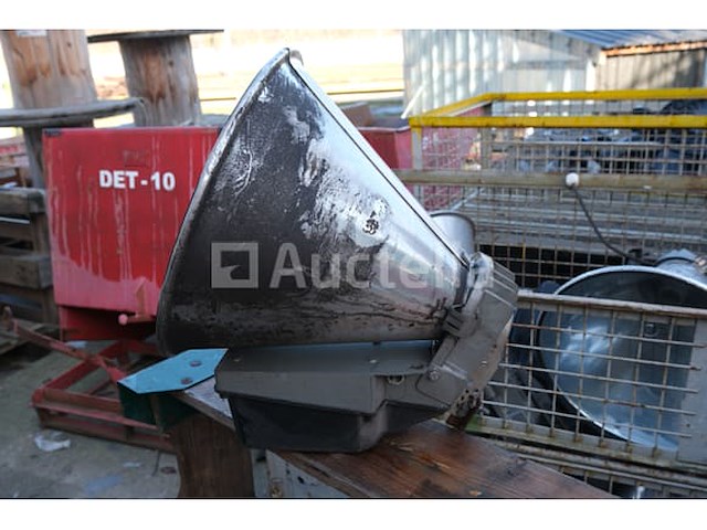 7 industriële plafondlampen - afbeelding 6 van  7