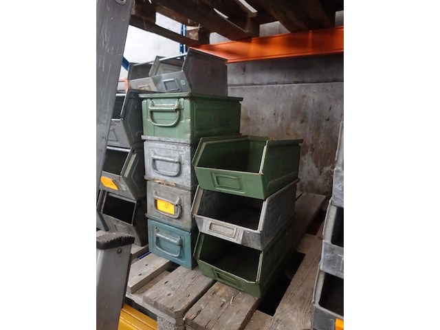 7 metalen bakken (verschillende modellen) - afbeelding 4 van  4